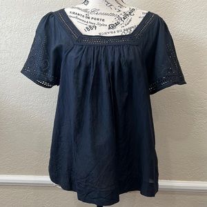 Preowned J Crew Blue Short Sleeve Silk Blend Embroidered Top size 4.